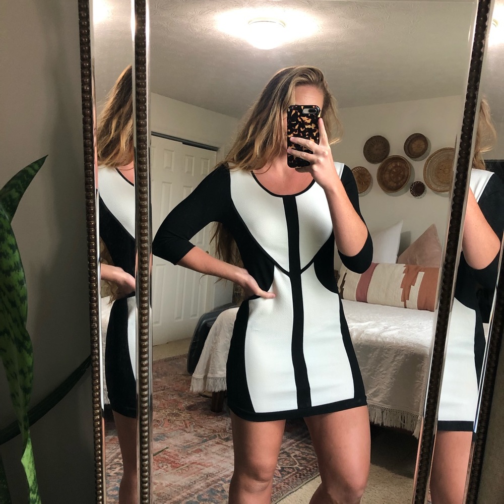 Boutique Black & White Tight Form-fit Mini Dress